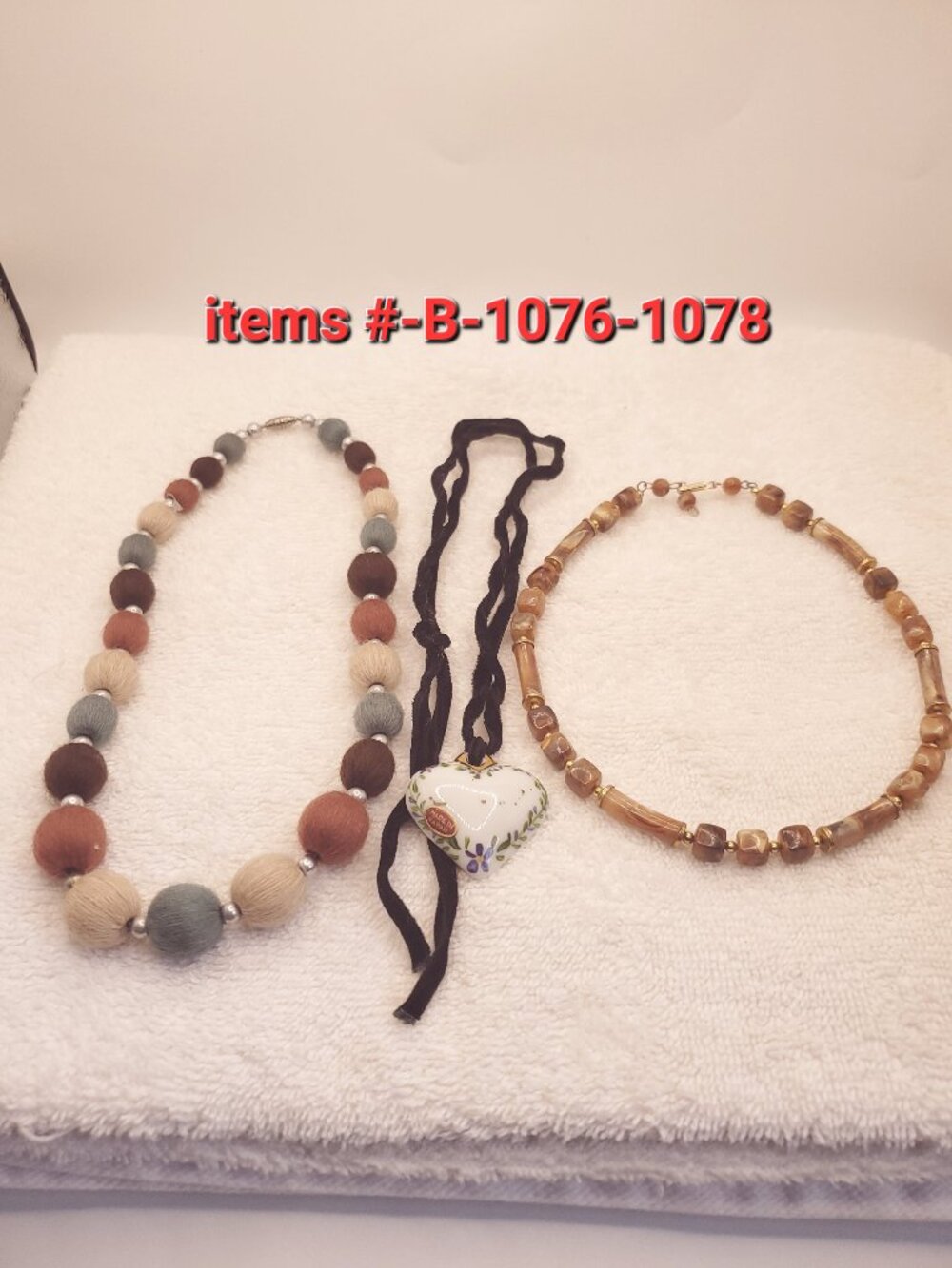 3 Necklaces, items # B-1076-1078,. wt.  52 grams.